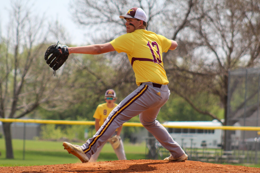 Honkers handle Muskrats, advance to Region 7 semifinals News, Sports